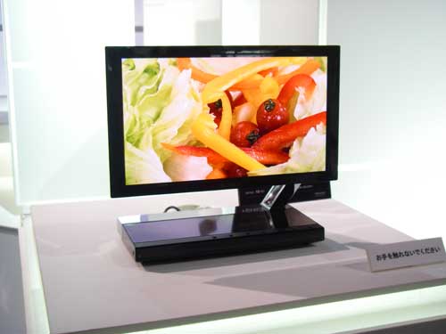 CEATEC Japanでtされたソニーの11型~機ELテレビ