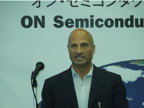 図1 ON Semiconductor社Corporate Strategy、Marketing & Solution Engineering靆臙甘Senior VPのDavid Somo(hu━)