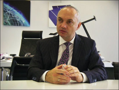 図1 IMEC CEOのLuc van den Hove(hu━)