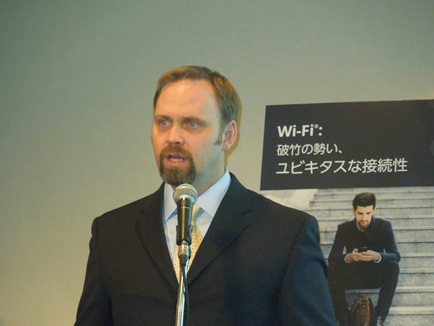 図1 Wi-Fi Allianceマーケティング担当VPのKevin Robinson