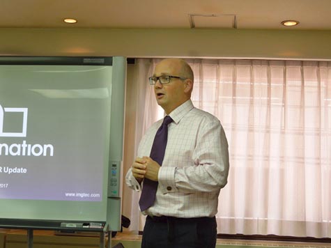 図1 Imagination Technologies社PowerVRマルチメディアおよび\術マーケティング担当シニアディレクタChris Longstaff(hu━)