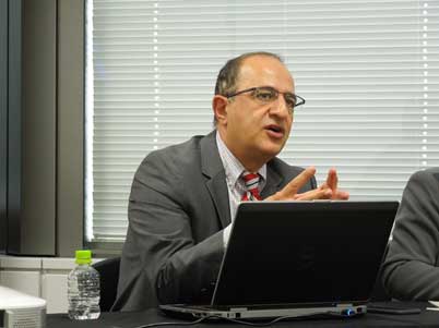 図1 Broadcom Senior Director of AutomotiveのAli Abaye(hu━)