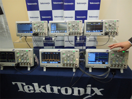 図1 1に六つの機Δ鯏觝椶垢TektronixのR定_