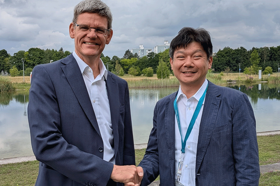 InfineonȥࡢSiCѥѥåߥɥT